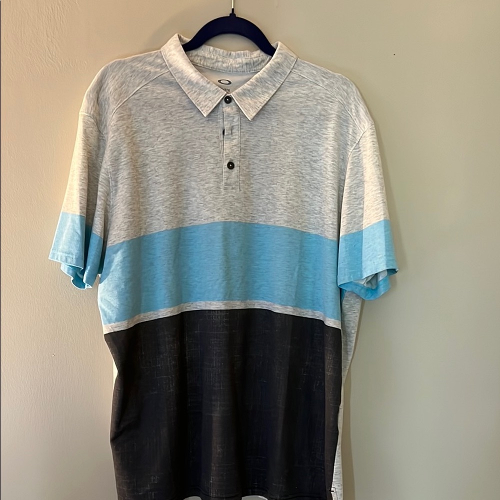 Oakley Men's Polo in Sky Blue, Charcoal, and Heather Gray